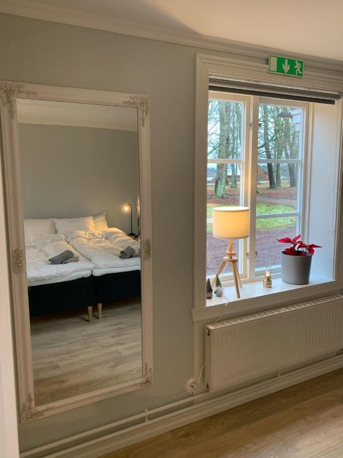 Segerstadsby Gardshotell Ab Vålberg Exterior foto